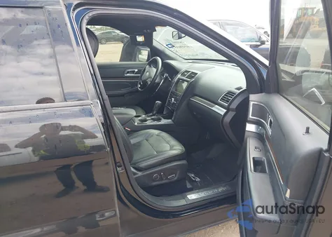 2017 Ford Explorer Limited z USA, uszkodzony, nr VIN 1FM5K7F83HGC27140